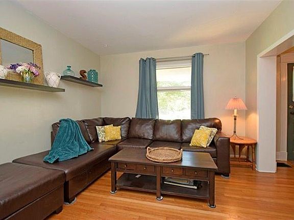4th image of 3628 Marburg Ave