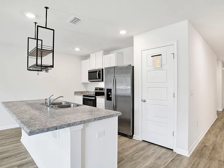 7024 Tepin Ct — Photo 4