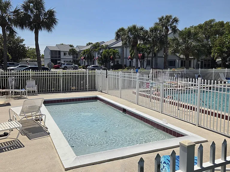 400 Beach Park Ln — Photo 17