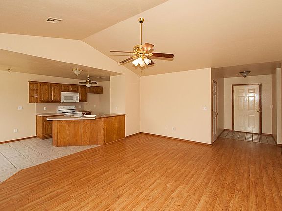 3rd image of 11861 S 268 East Ave