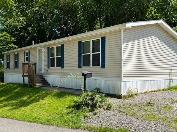 1 Breezy Bnd, Auburn, MA 01501