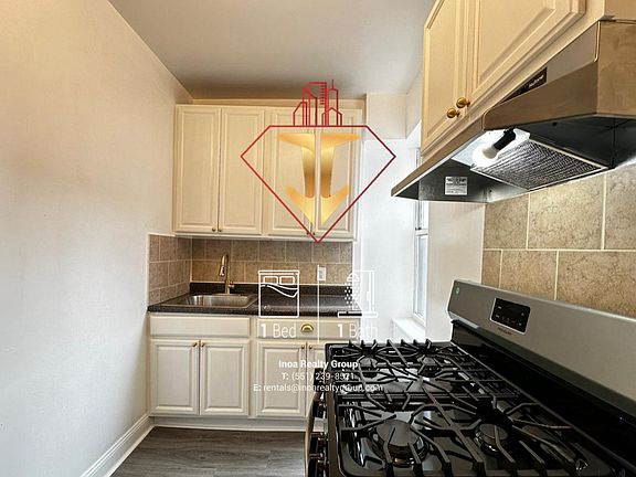2nd image of 11-13 Gifford Ave APT 5G