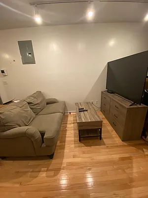 Rented by Owner | media 23