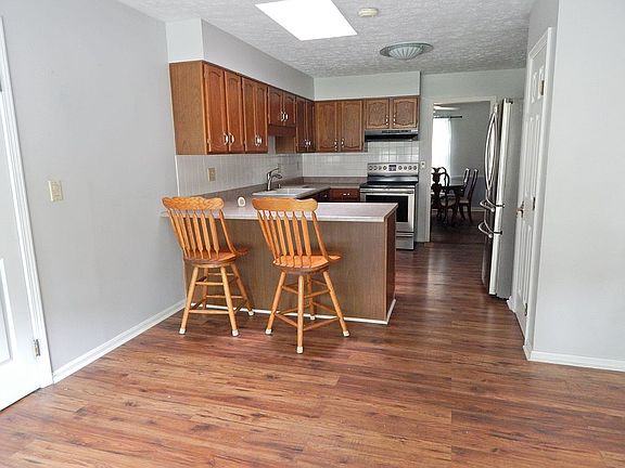 5th image of 1127 Eastridge Dr