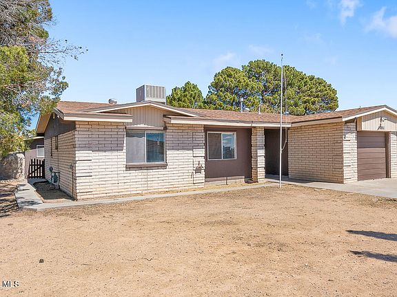 2nd image of 10401 McCormick Ln