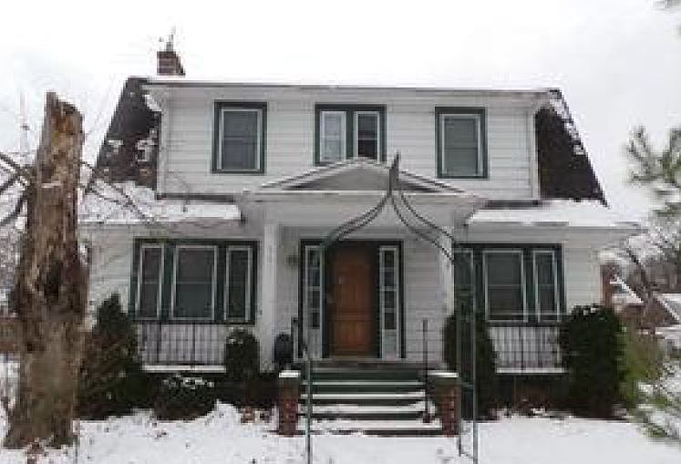 1st image of 301 Waltham St