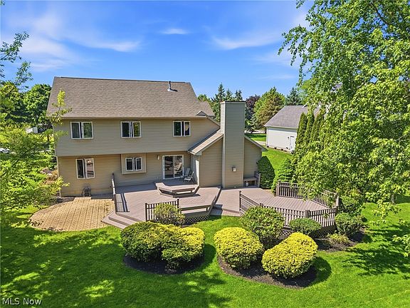 2nd image of 1295 Shady Lakes Dr