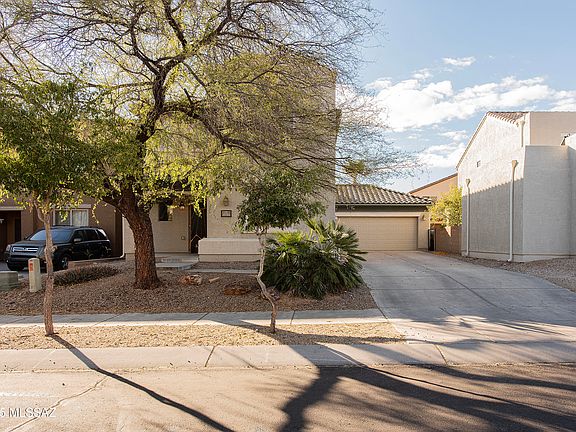 2nd image of 10786 E Orchid Cactus Ln