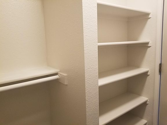 5th image of 3001 N 36th St APT 107