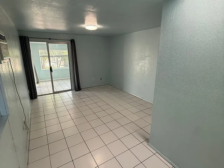 5977 Dwight St — Photo 5