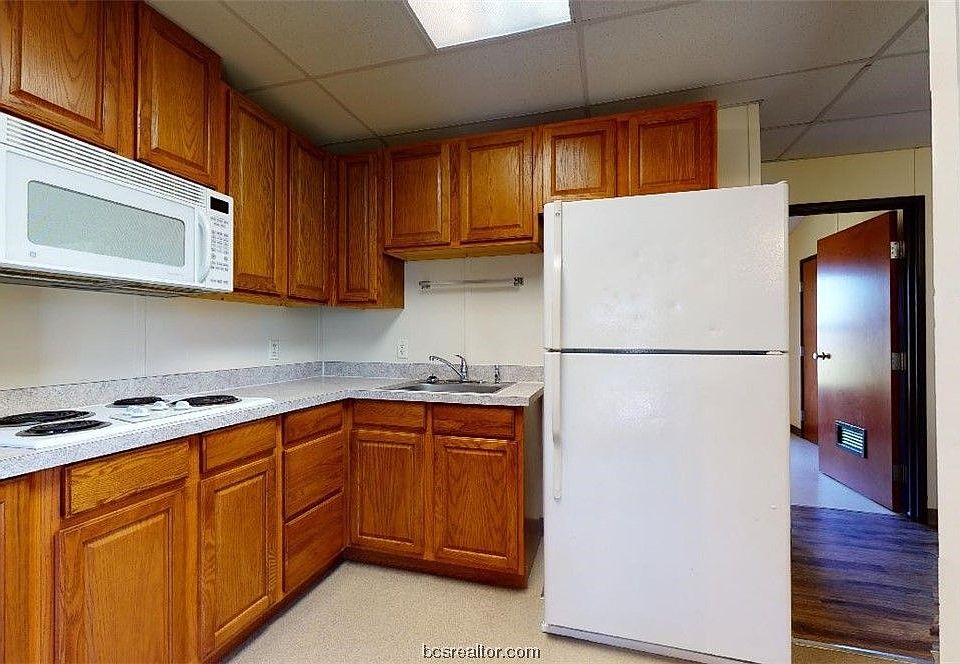 5585 Straub Rd College Station TX | Zillow