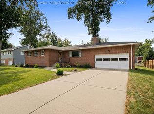 1410 Nottingham Rd, Charleston, WV 25314