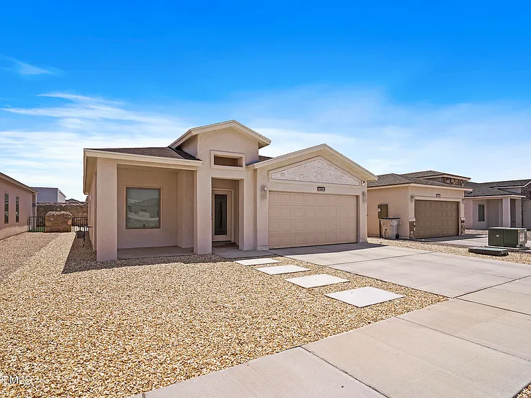 5064 Andrew Jorel Dr — Photo 3