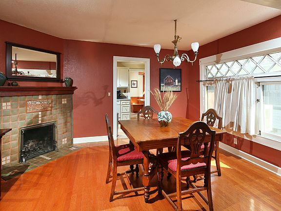 5th image of 810 N Catalina Ave