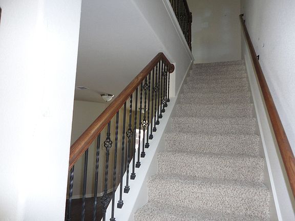 212 Grosseto Lane