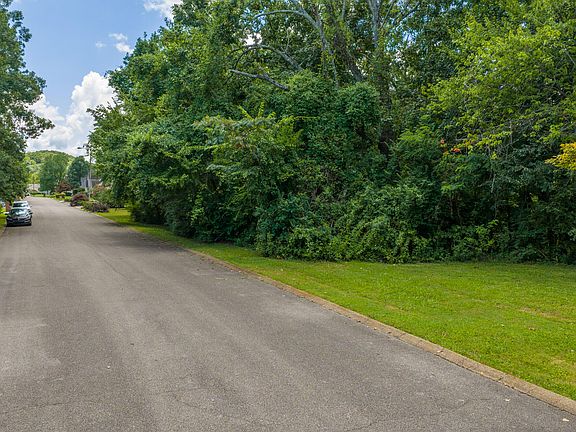 9th image of 3018 Waterfront Ct