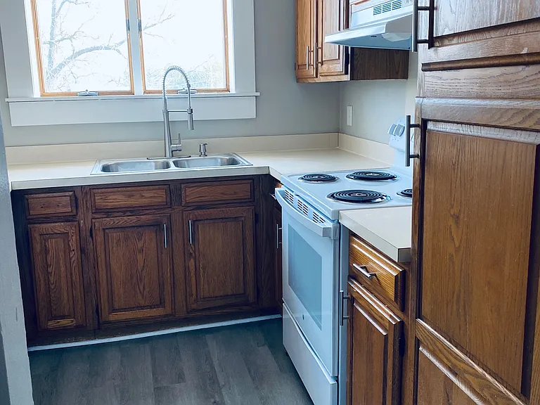 170 W Main St #3 — Photo 7