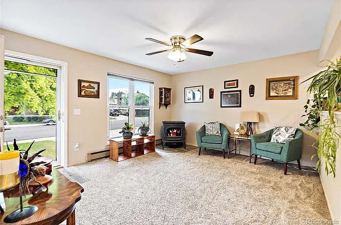 4 bed, 1862 sqft, $2,950 — Photo 4