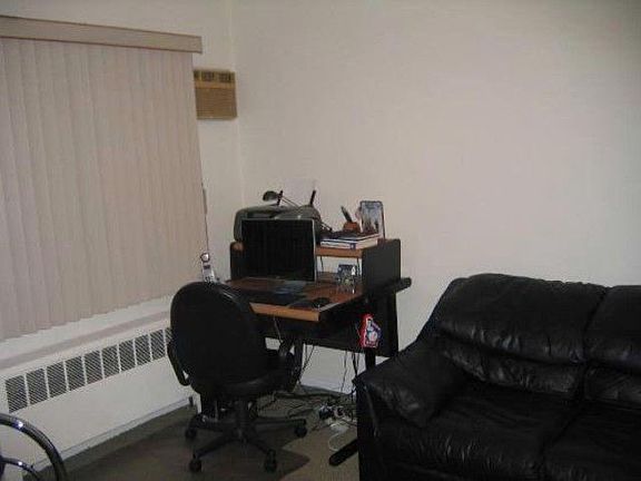 5th image of 21215 15th Ave