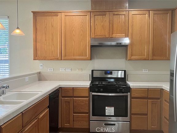 5th image of 424 Barclay Way