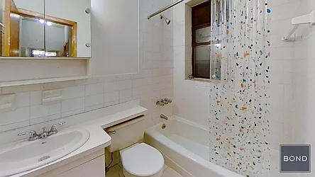 Rented by Bond New York