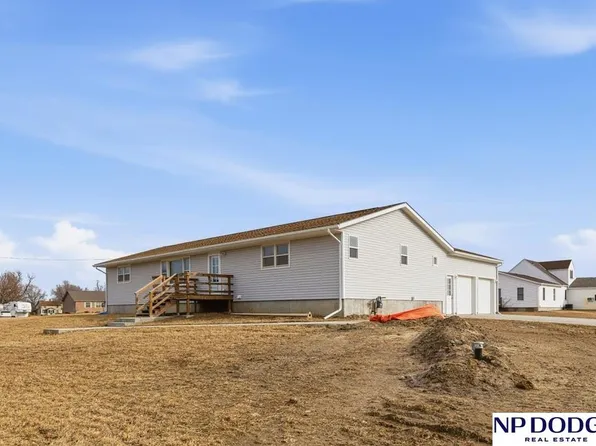 921 E 8th St, North Bend, NE 68649