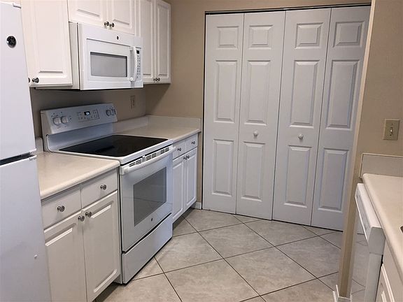5th image of 24106 Harbour Vista Cir