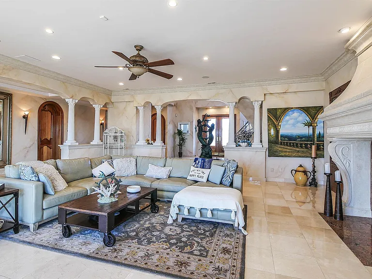 530 W Shore Dr — Photo 8