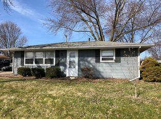 2404 12th St, Silvis, IL 61282