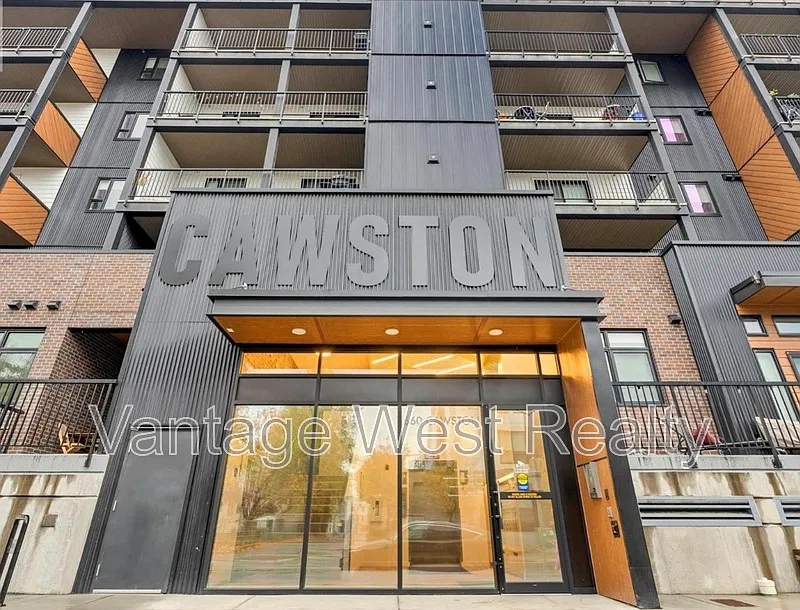 660 Cawston Ave #109