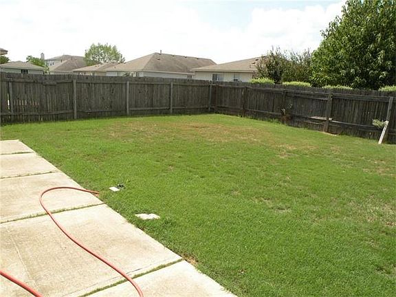 3rd image of 241 Fall Creek Dr