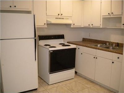 4th image of 15830 NW 37th Pl