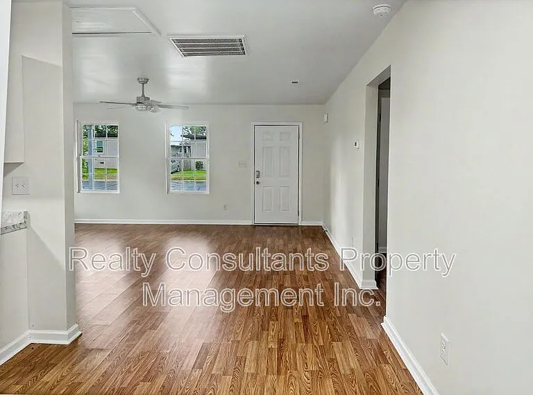 3248 Chandler St — Photo 5