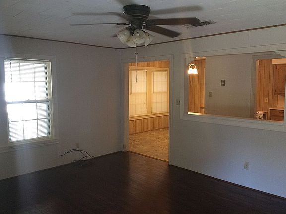 2nd image of 1404 E Park Ave