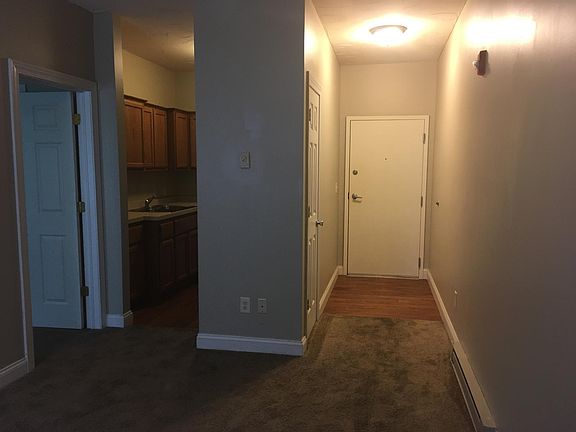 3rd image of 116 S Broadway St