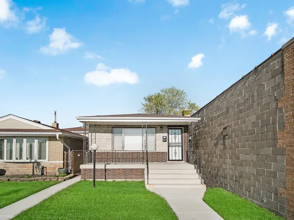 8851 S State St, Chicago, IL 60619
