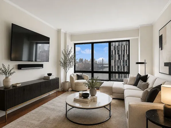 530 E 76th St APT 17K, New York, NY 10021
