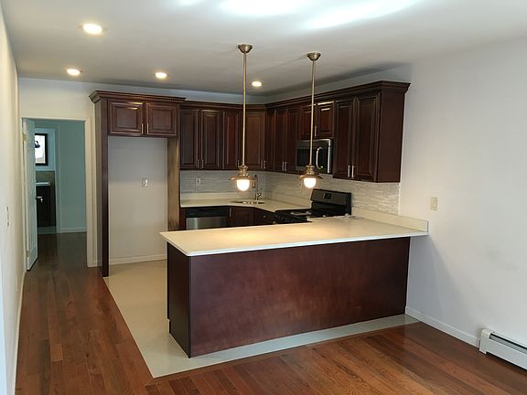 3rd image of 102-31 135 St #1
