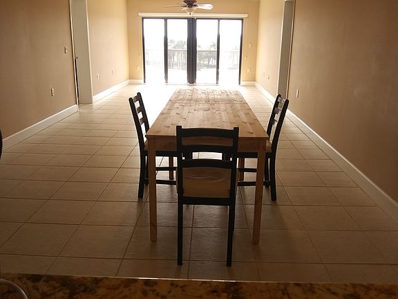 Dining/Living room