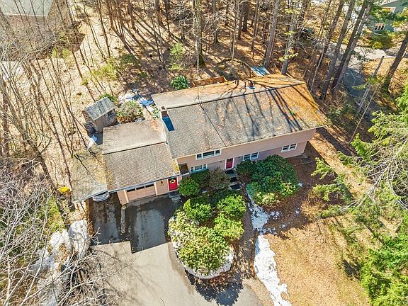 2nd image of 352 Taylor Rd