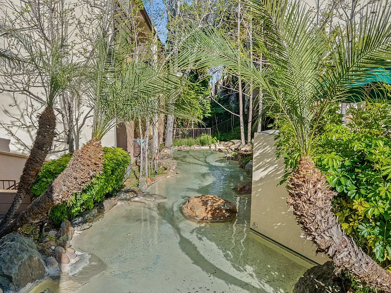 1621 Hotel Cir S #E103 — Photo 23