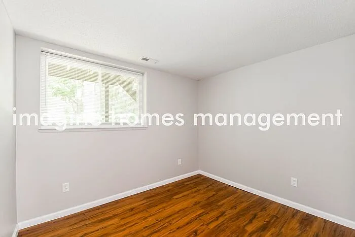 2911 Sean Pkwy — Photo 6