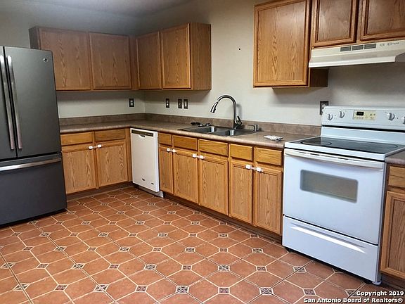 4th image of 6506 Kestrel Ln