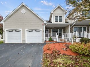 2 Doveton Ln #A, Hudson, NH 03051
