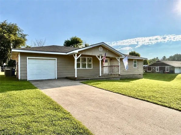 399 Raines Rd, Siloam Springs, AR 72761
