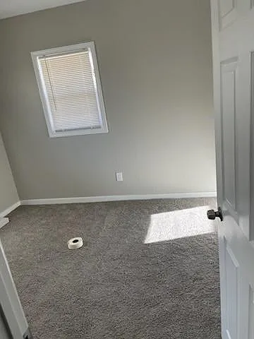 1410 Hardesty Ave — Photo 5