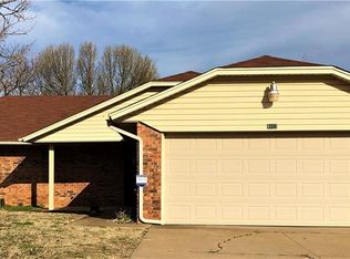 1012 S Neptune Rd, Edmond, OK 73003