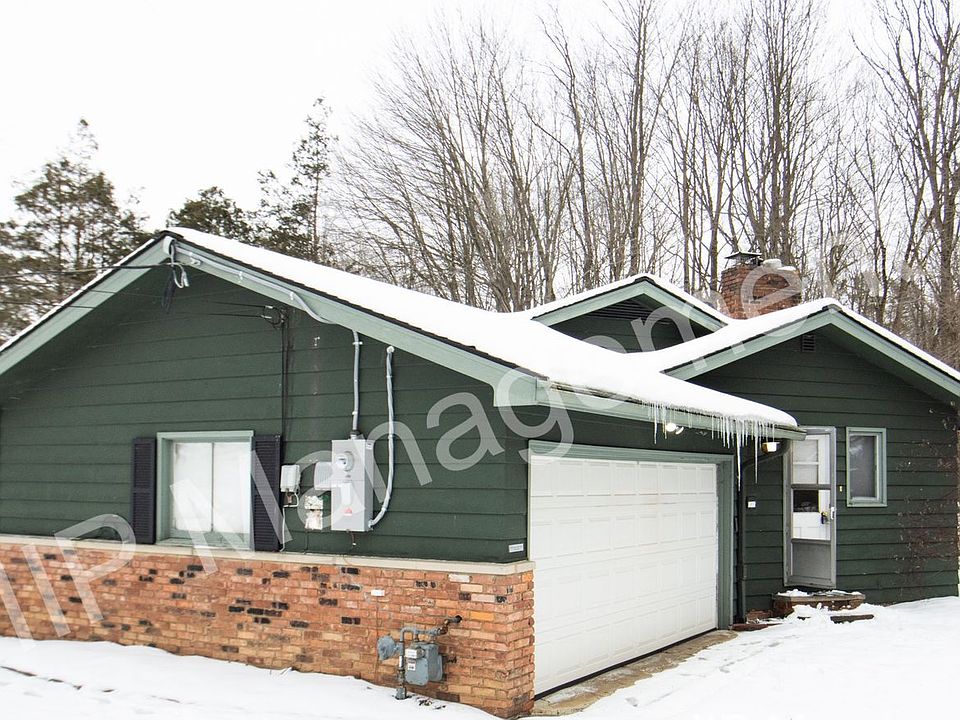 1st image of 34855 Lakeview Dr