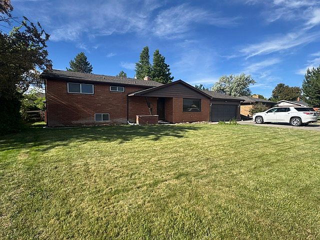 1st image of 1420 Lawndale Dr