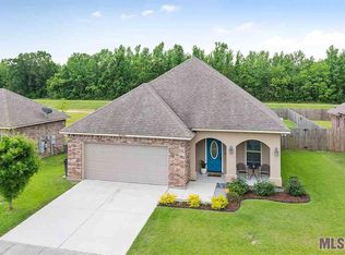 9346 Redwood Lake Blvd, Zachary, LA 70791
